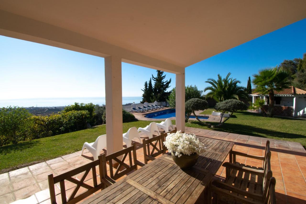 Gran Villa Con Vistas Al Mar Y Piscina Privada Málaga Exteriör bild