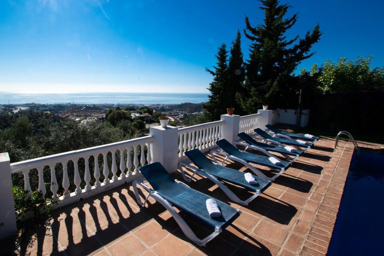 Gran Villa Con Vistas Al Mar Y Piscina Privada Málaga Exteriör bild