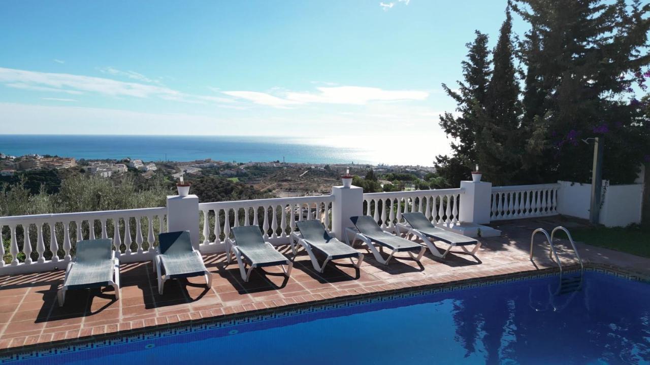Gran Villa Con Vistas Al Mar Y Piscina Privada Málaga Exteriör bild