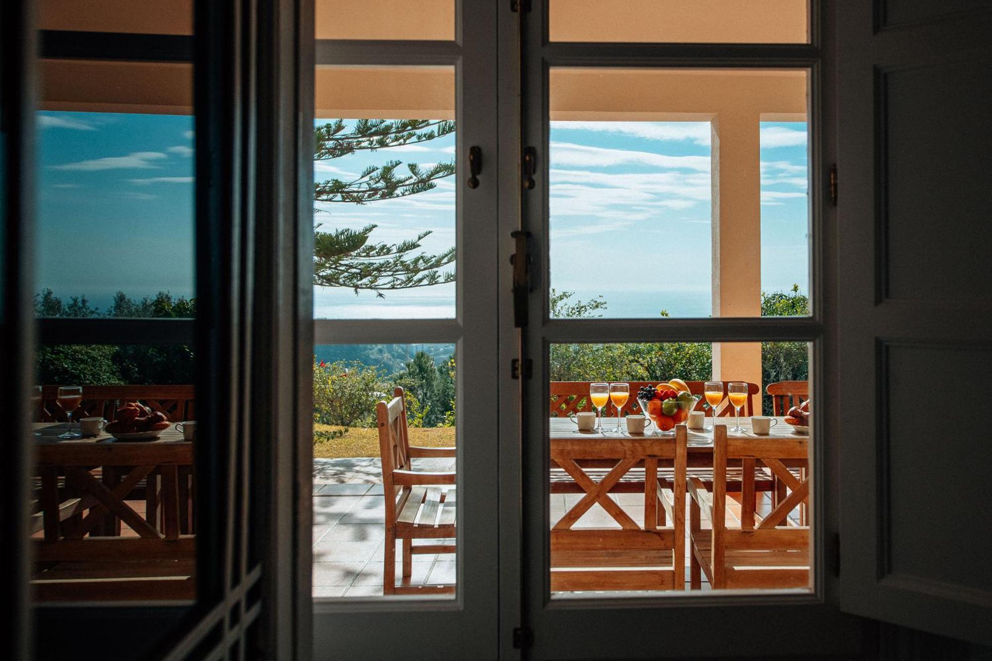 Gran Villa Con Vistas Al Mar Y Piscina Privada Málaga Exteriör bild